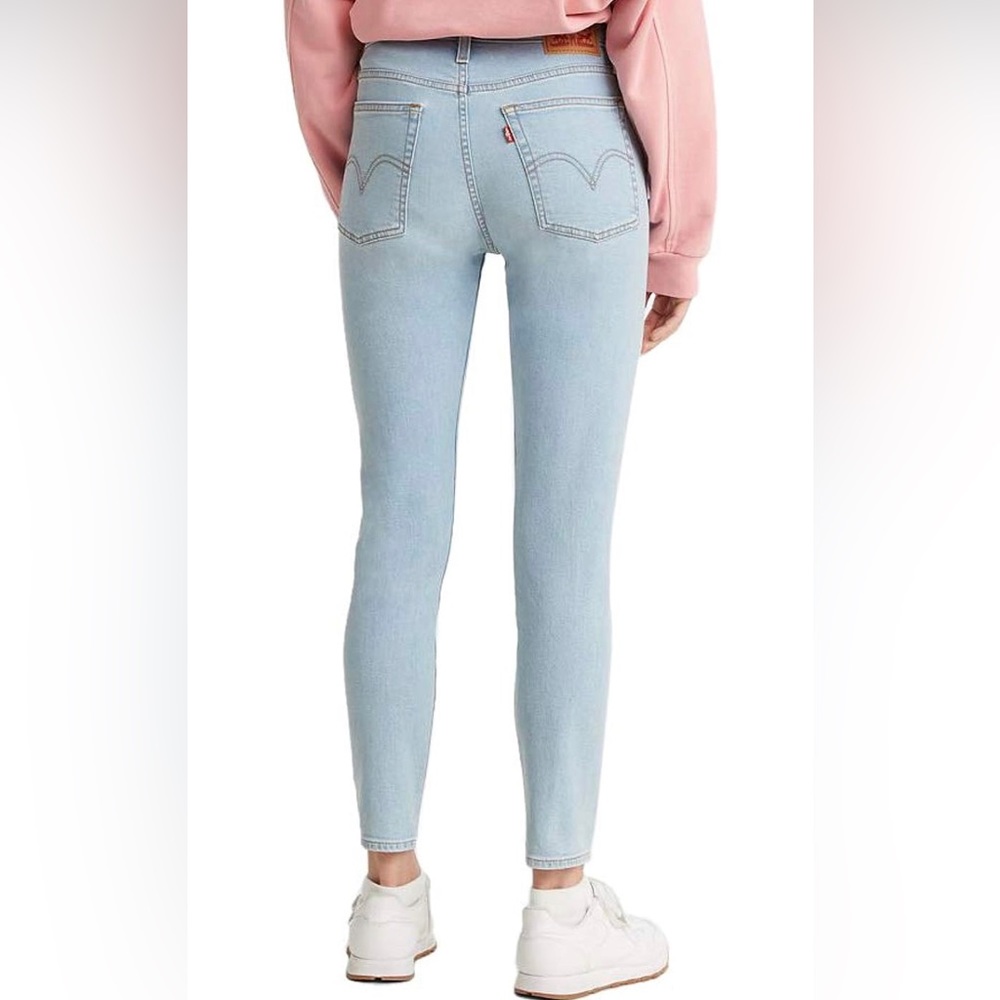 Levi's Wedgie Skinny Fit Jeans size 25